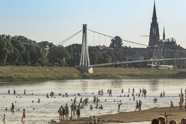 Kad stignu ovakve vrućine, legice znaju gdje pobjeći: Kopika je ponovno u znaku ljepotica