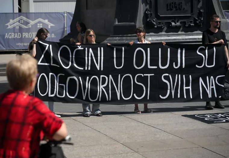 Žestoke poruke na Trgu uoči Oluje: 'Zločini su odgovornost svih nas'
