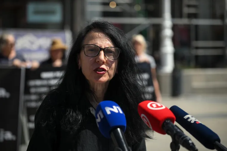 Žestoke poruke na Trgu uoči Oluje: 'Zločini su odgovornost svih nas'