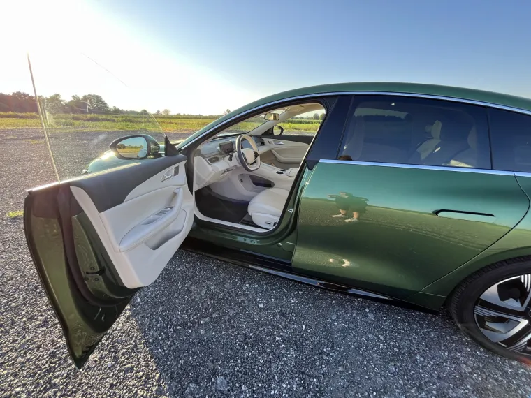 Zaustavljali su nas na ulici i s odu&scaron;evljenjem svi pitali isto: 'Koji je ovo auto?'