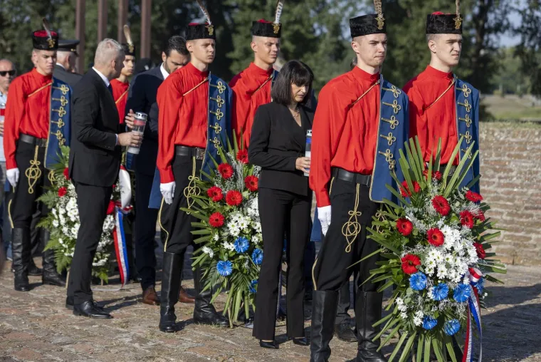 Ponos na slomljenu srpsku pobunu i agresiju: Pogledajte prizore diljem Hrvatske