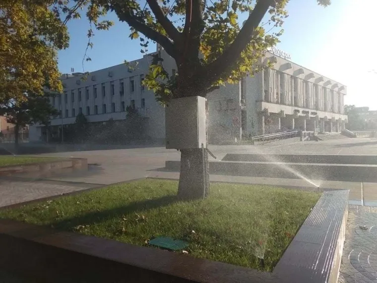 Da nije snimljeno, nitko ne bi vjerovao kako se na Balkanu i okolici bore s toplinskim valom