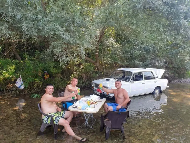 Da nije snimljeno, nitko ne bi vjerovao kako se na Balkanu i okolici bore s toplinskim valom