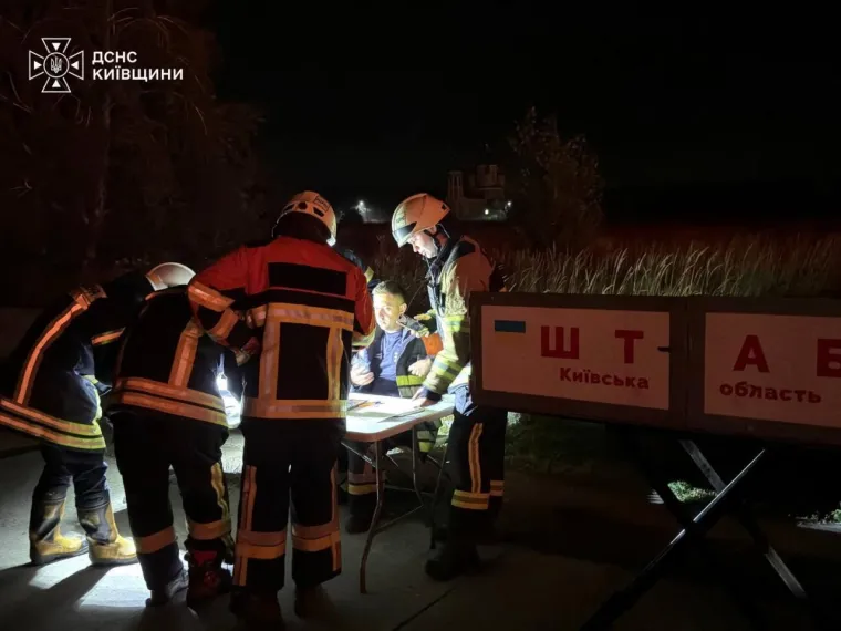 Pogledajte prizore Kijeva u plamenu: U nemilosrdnim ruskim napadima poginulo 14 ljudi