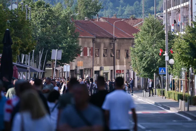 Hrvatski gradovi ispunjeni neizmjernim ponosom: Zavirite u atmosferu