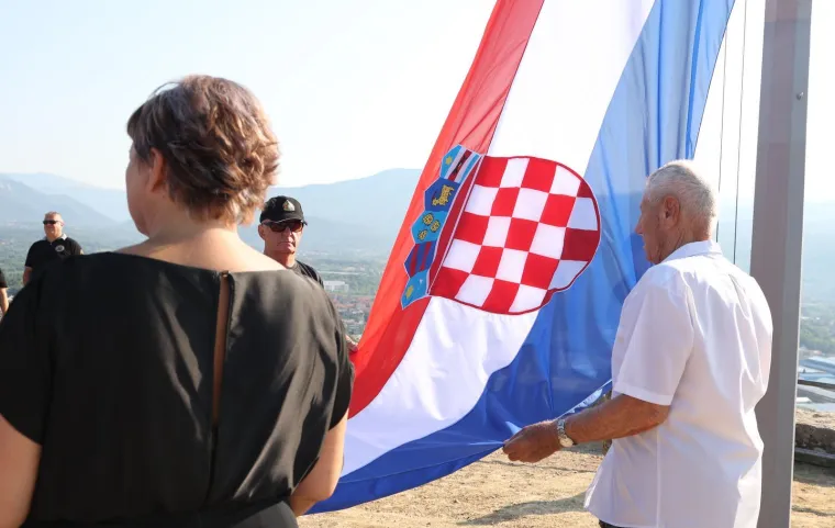 Hrvatski gradovi ispunjeni neizmjernim ponosom: Zavirite u atmosferu