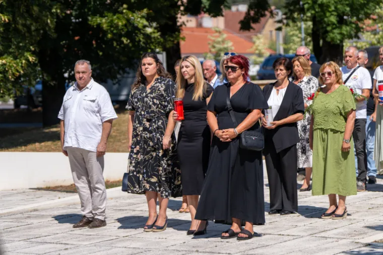 Hrvatski gradovi ispunjeni neizmjernim ponosom: Zavirite u atmosferu