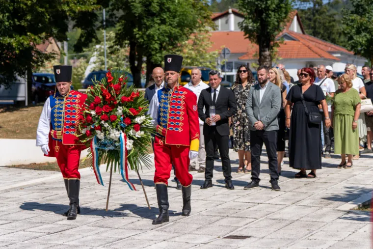Hrvatski gradovi ispunjeni neizmjernim ponosom: Zavirite u atmosferu