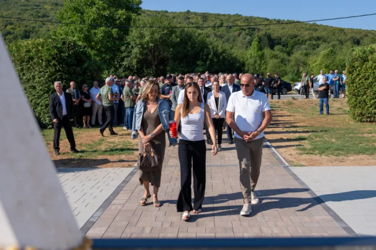 Hrvatski gradovi ispunjeni neizmjernim ponosom: Zavirite u atmosferu