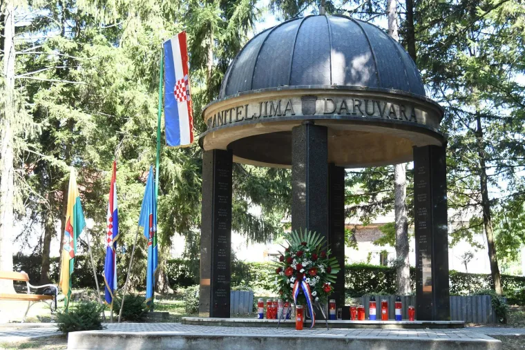 Hrvatski gradovi ispunjeni neizmjernim ponosom: Zavirite u atmosferu