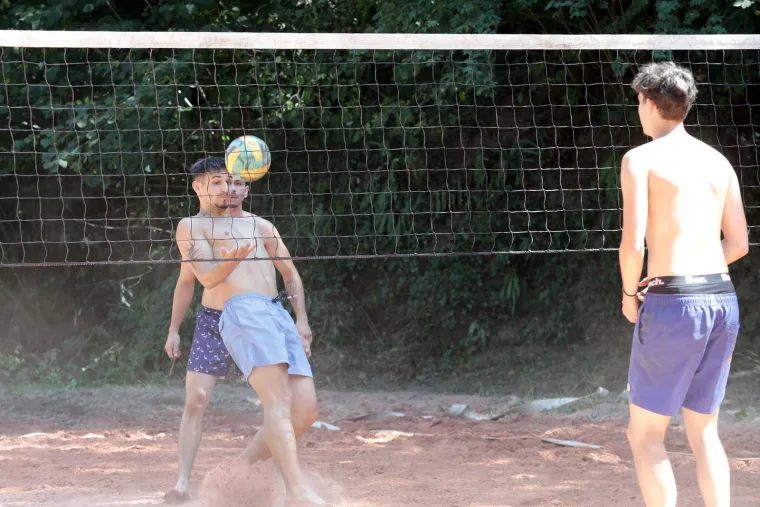 Nema mora? Nema problema! Oni su potražili osvježenje u rijeci Kupi