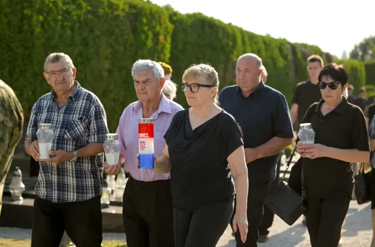 Hrvatski gradovi ispunjeni neizmjernim ponosom: Zavirite u atmosferu