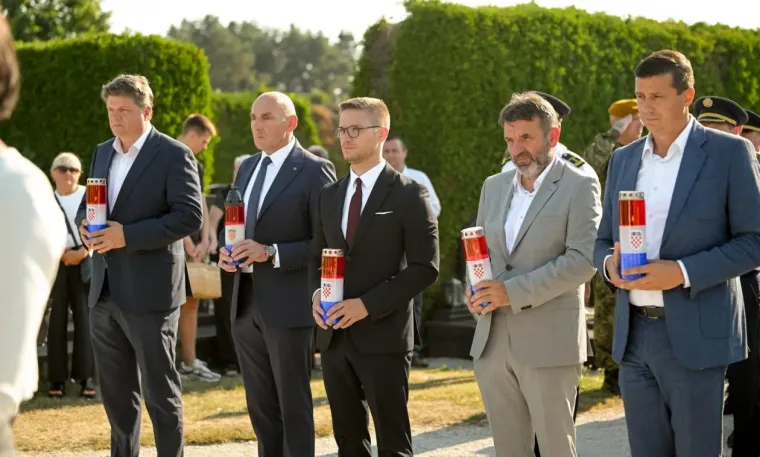 Hrvatski gradovi ispunjeni neizmjernim ponosom: Zavirite u atmosferu