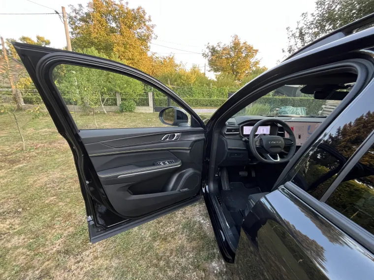 Vozili smo SUV koji ima 276 KS, hrpu opreme i cijenu koja bi mogla zabrinuti konkurenciju