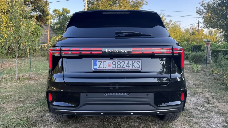 Vozili smo SUV koji ima 276 KS, hrpu opreme i cijenu koja bi mogla zabrinuti konkurenciju
