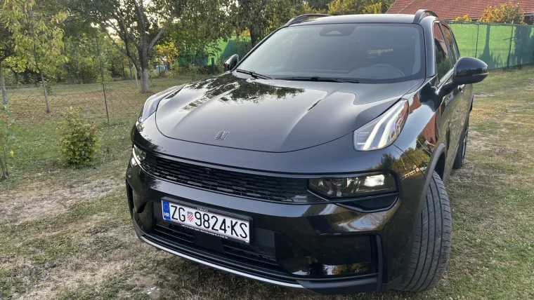 Vozili smo SUV koji ima 276 KS, hrpu opreme i cijenu koja bi mogla zabrinuti konkurenciju