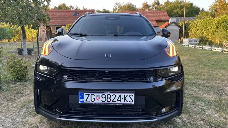 Vozili smo SUV koji ima 276 KS, hrpu opreme i cijenu koja bi mogla zabrinuti konkurenciju