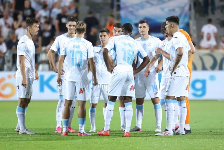 Rijeka je pobijedila, a Armada poslala domoljubnu poruku koja ledi krv u žilama