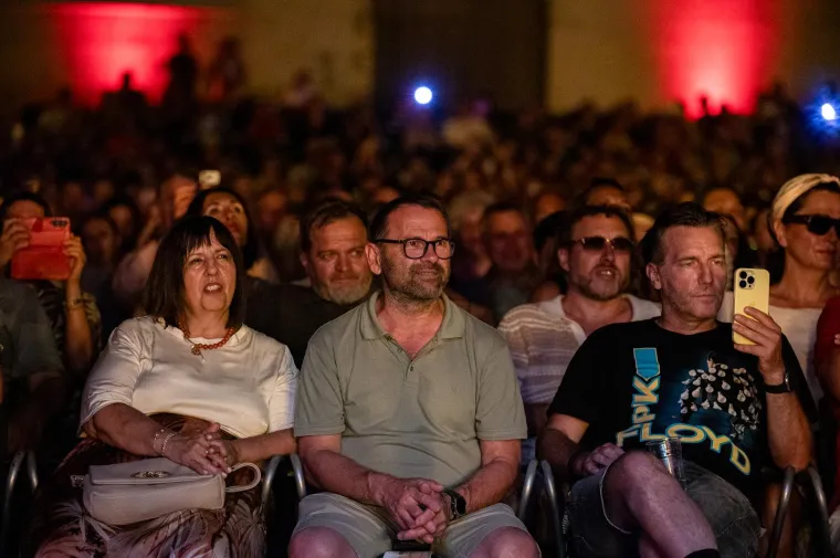 Opatija uživala uz Gregoryja Portera, među publikom i zaljubljeni Zlatko i Blanka Mate&scaron;a