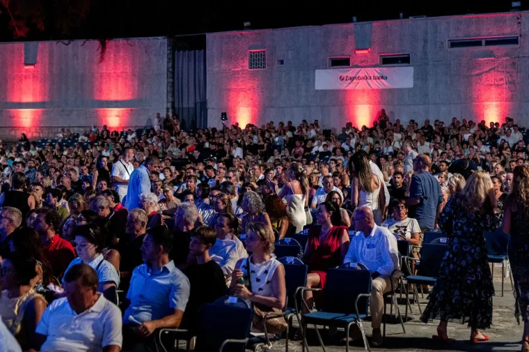 Opatija uživala uz Gregoryja Portera, među publikom i zaljubljeni Zlatko i Blanka Mate&scaron;a