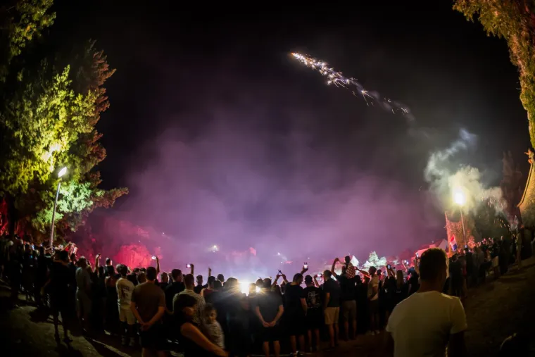 Imotski je izgledao nestvarno: Pogledajte nevjerojatne prizore s Thompsonovog spektakla