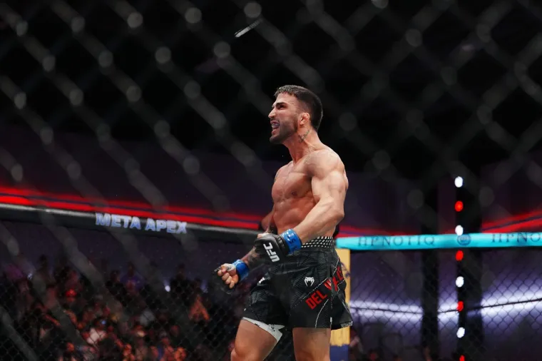UFC legenda te&scaron;ko nokautirana za samo 35 sekundi: Bio mu je to posljedni meč u karijeri