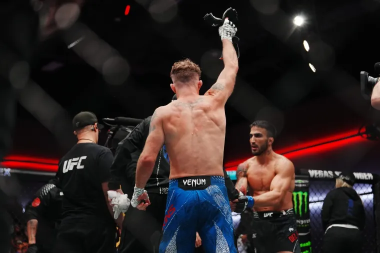 UFC legenda te&scaron;ko nokautirana za samo 35 sekundi: Bio mu je to posljedni meč u karijeri