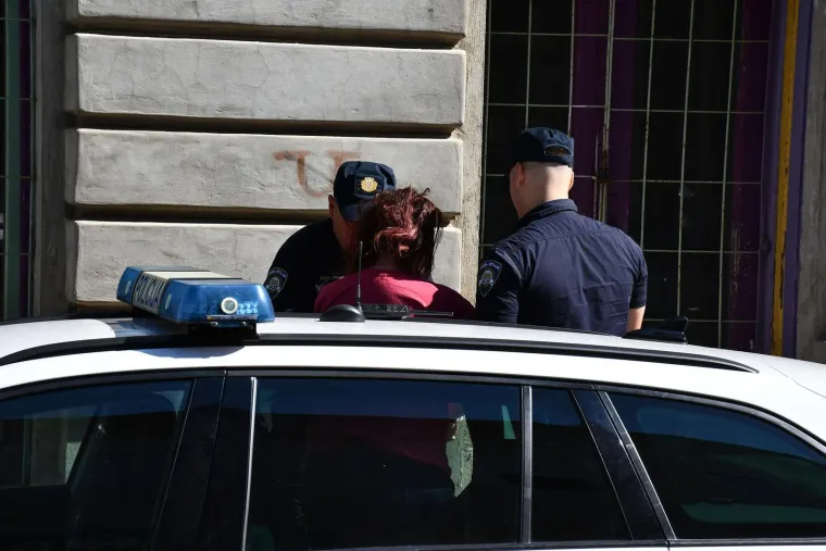 Privedena u Slavonskom Brodu: Ovo je žena (36) koju sumnjiče za te&scaron;ko ubojstvo partnera (71)