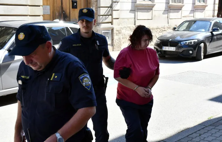 Privedena u Slavonskom Brodu: Ovo je žena (36) koju sumnjiče za te&scaron;ko ubojstvo partnera (71)