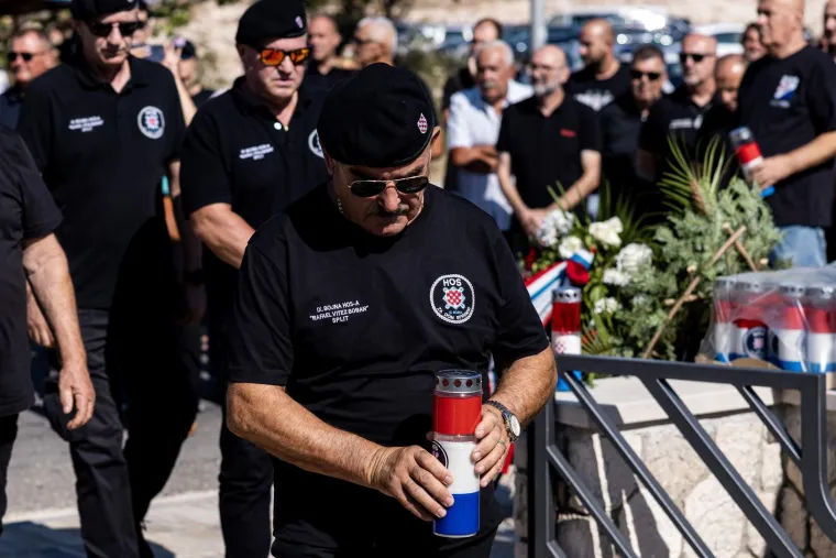 U Mostaru se okupili pripadnici HOS-a. Stigao i Marko Skejo: Evo zbog čega