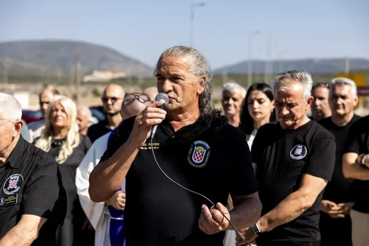 U Mostaru se okupili pripadnici HOS-a. Stigao i Marko Skejo: Evo zbog čega