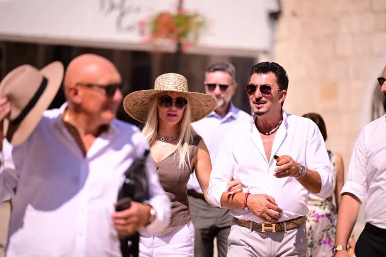 Brojne dame zablistale na Alki, a Sonja Jandroković i Matilda &Scaron;uta posebno odu&scaron;evile