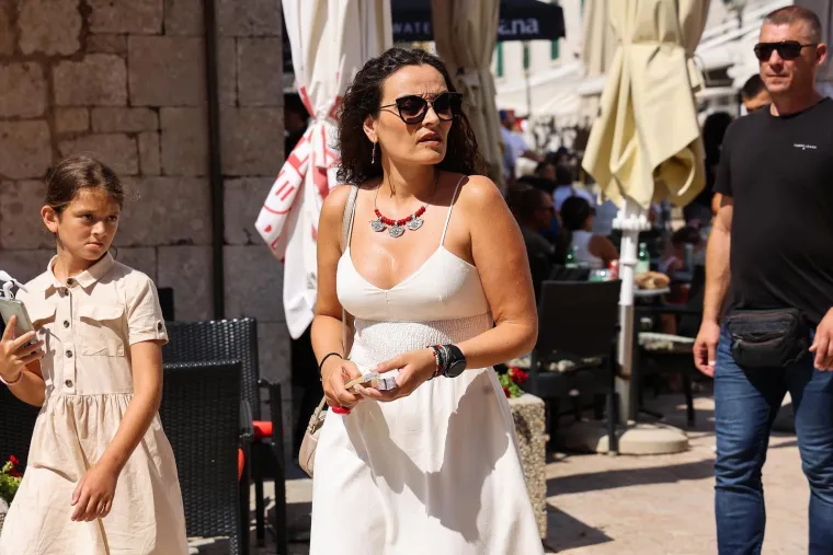 Brojne dame zablistale na Alki, a Sonja Jandroković i Matilda &Scaron;uta posebno odu&scaron;evile