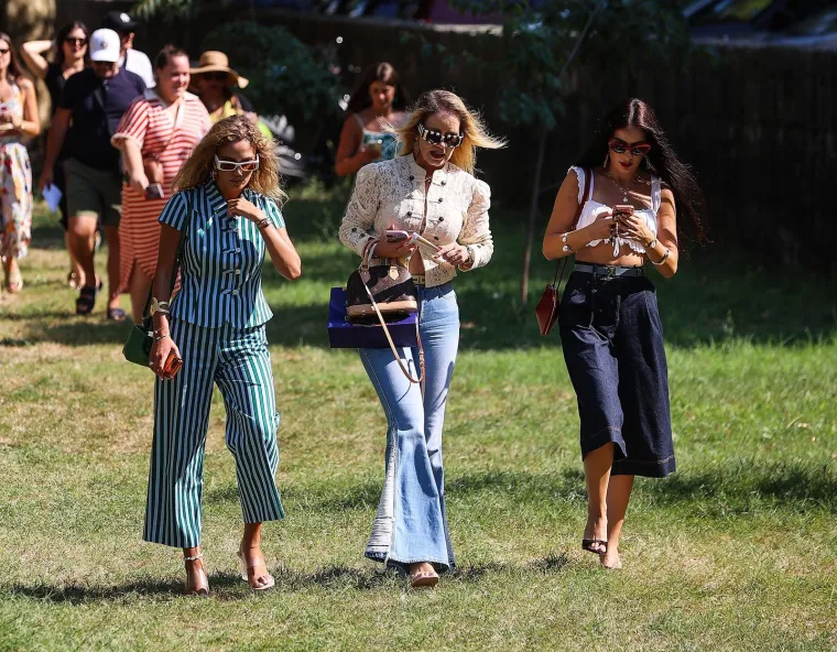 Brojne dame zablistale na Alki, a Sonja Jandroković i Matilda &Scaron;uta posebno odu&scaron;evile
