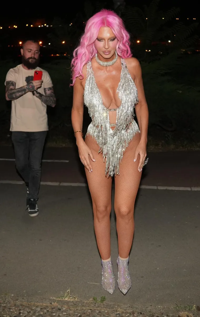 Bez trunke Photoshopa: Ovako kontroverzna Jelena Karleu&scaron;a izgleda bez filtera na licu
