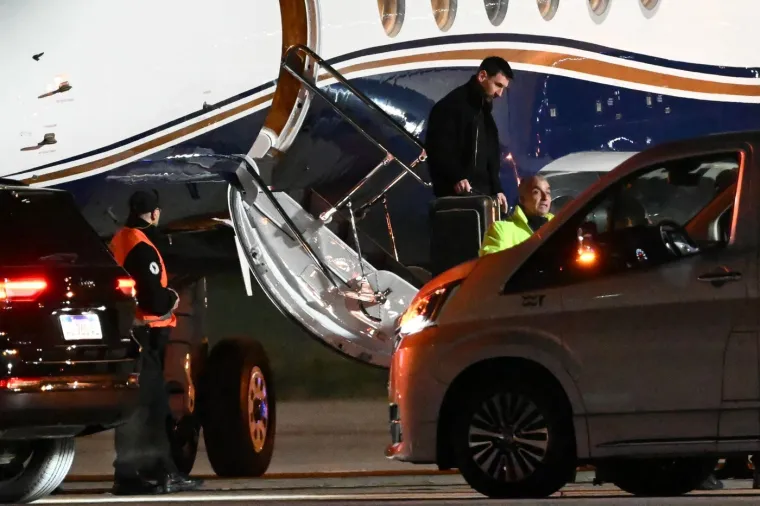 Bez riječi smo! Pogledajte Messija na posljednjem ispraćaju oca, lice govori ba&scaron; sve