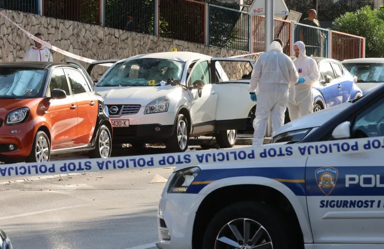Detonacija u Splitu: Forenzičari na terenu, policija razvukla traku oko ulice