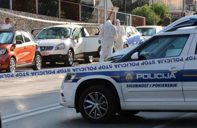 Detonacija u Splitu: Forenzičari na terenu, policija razvukla traku oko ulice