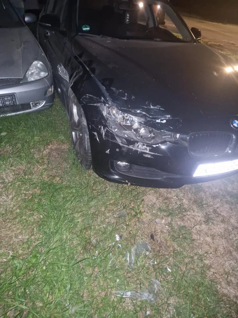 Pravi kr&scaron; i lom kod Karlovca: BMW u noći izletio s ceste pa pokosio automobile u dvori&scaron;tu kuće