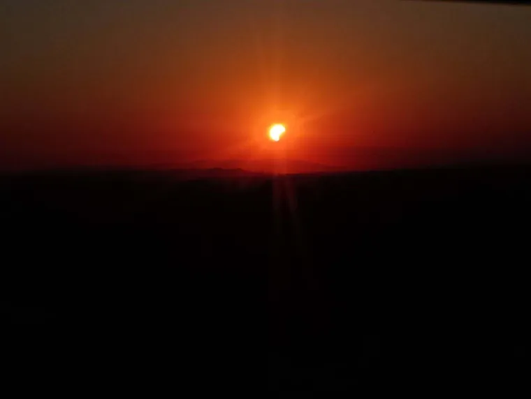 Pomrčina odu&scaron;evila Hrvate: Čitatelji &scaron;alju fotografije neobičnog prizora!