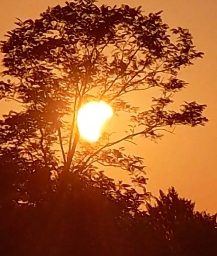Pomrčina odu&scaron;evila Hrvate: Čitatelji &scaron;alju fotografije neobičnog prizora!