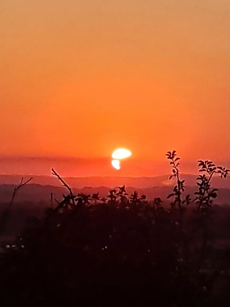 Pomrčina odu&scaron;evila Hrvate: Čitatelji &scaron;alju fotografije neobičnog prizora!