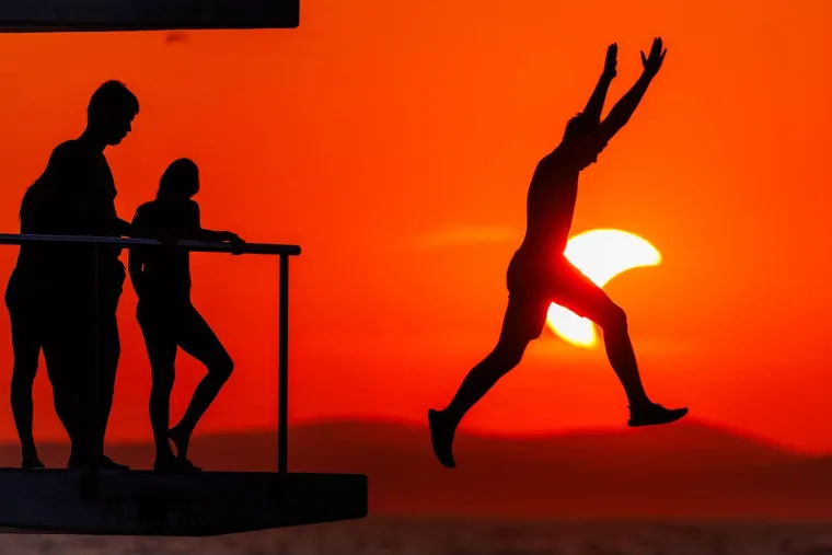 O ovim će se fotografijama jo&scaron; dugo pričati: Hrvatski fotografi uhvatili magične trenutke pomrčine!