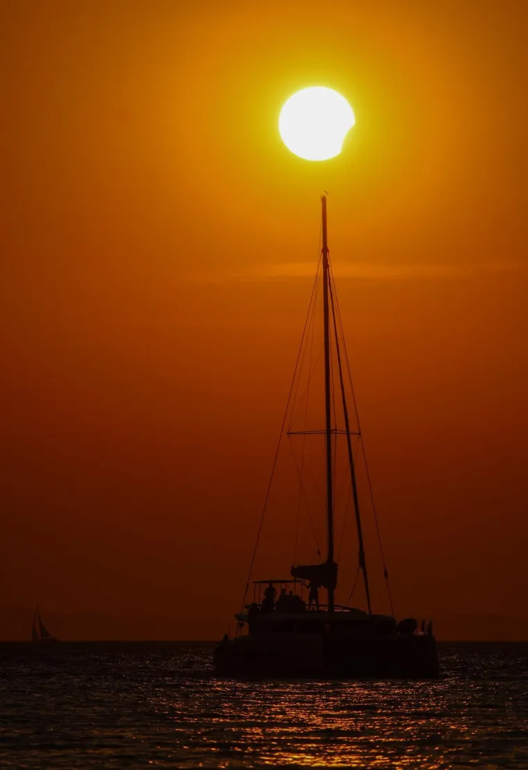 O ovim će se fotografijama jo&scaron; dugo pričati: Hrvatski fotografi uhvatili magične trenutke pomrčine!