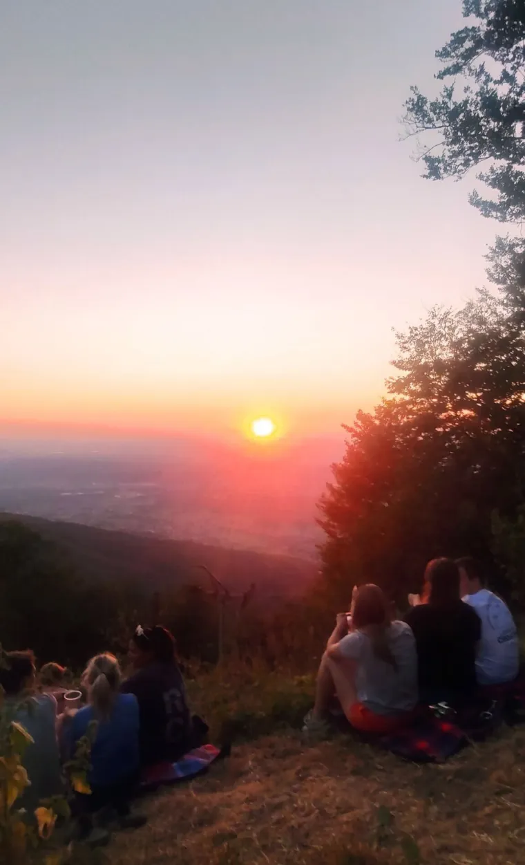 Pomrčina Sunca je izgledala spektakularno: Ovo su va&scaron;e fotografije koje ste nam slali iz cijele Hrvatske