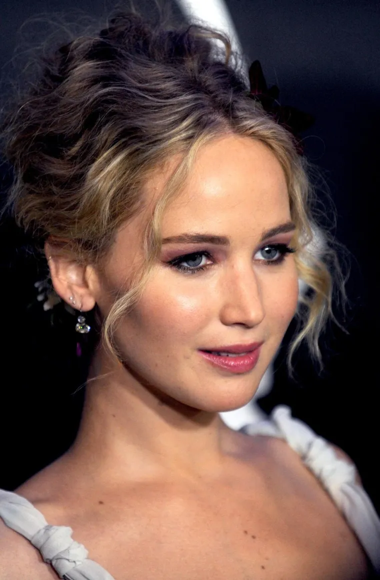 Sjećate li se Jennifer Lawrence s početka? Njezin nevini imidž i &scaron;arm osvajali su milijune
