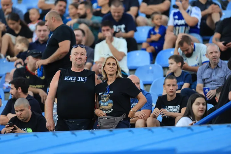Prekrasne scene na Maksimiru: Pogledajte poruku koju su Boysi poslali Dalmaciji