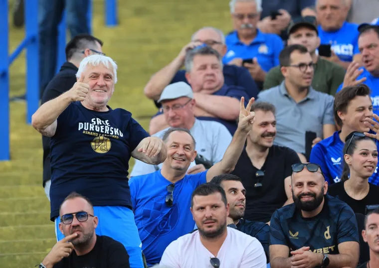 Pogledajte tko je sve sjedio u loži Maksimira: Jedan navijač u hrvatskom dresu odvukao je pažnju