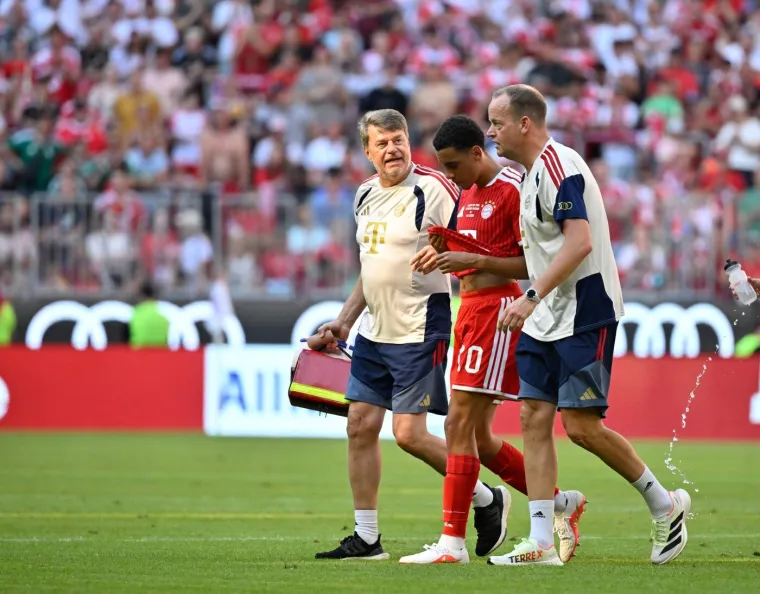 Zvijezda Bayerna sru&scaron;ila se, Allianz Arena zanijemila: &Scaron;okantne scene drame, straha i panike