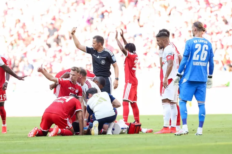 Zvijezda Bayerna sru&scaron;ila se, Allianz Arena zanijemila: &Scaron;okantne scene drame, straha i panike